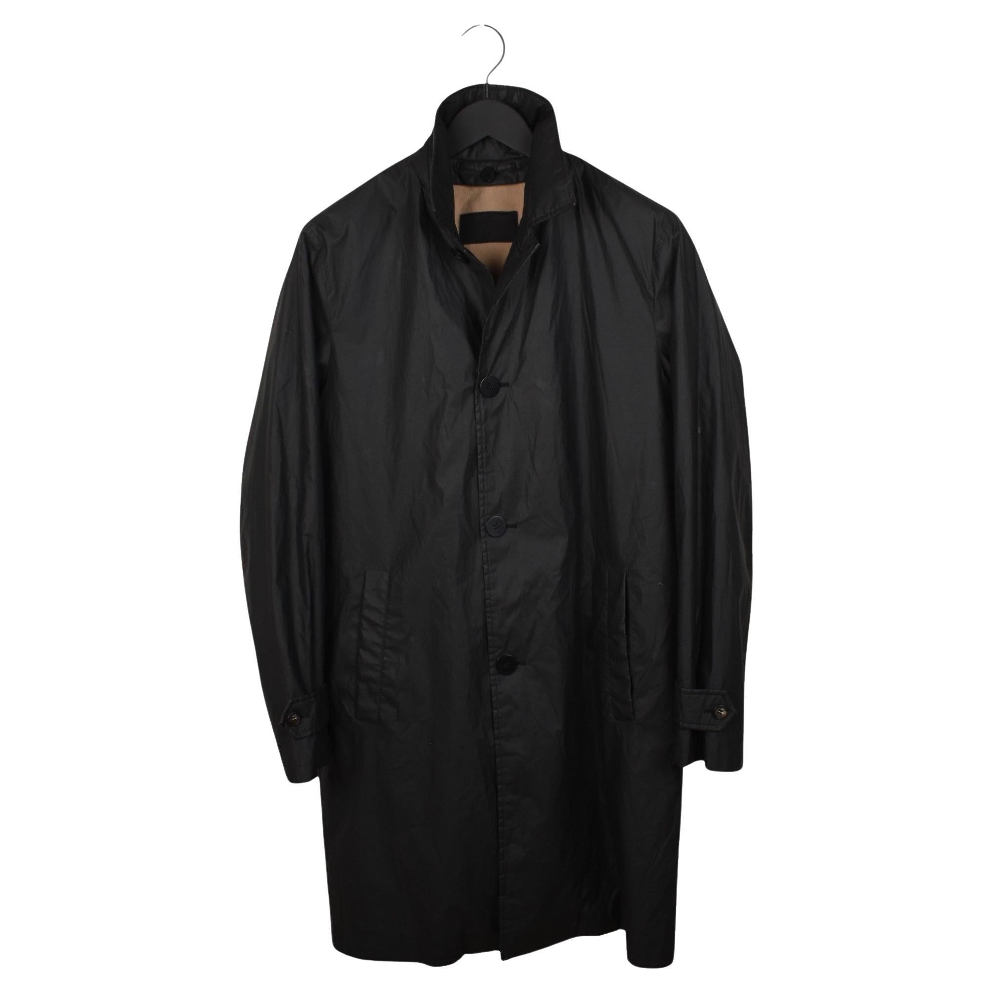 Prada Men Coat Long Rain Coat Removable wool lining Size M/L, S1469 For Sale