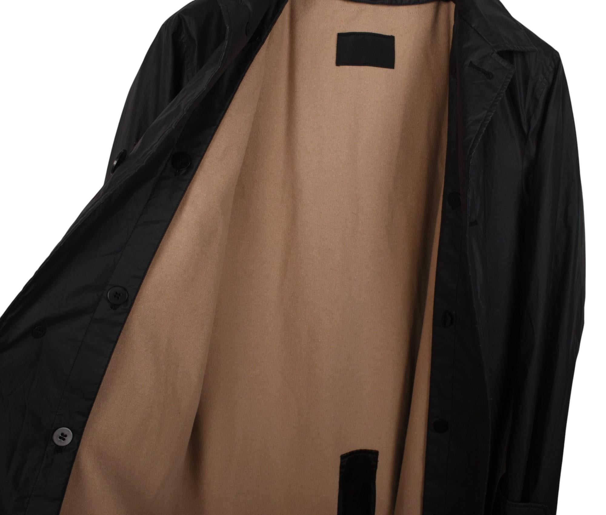 Prada Men Coat Long Rain Coat Removable wool lining Size M/L, S1469 For Sale 1
