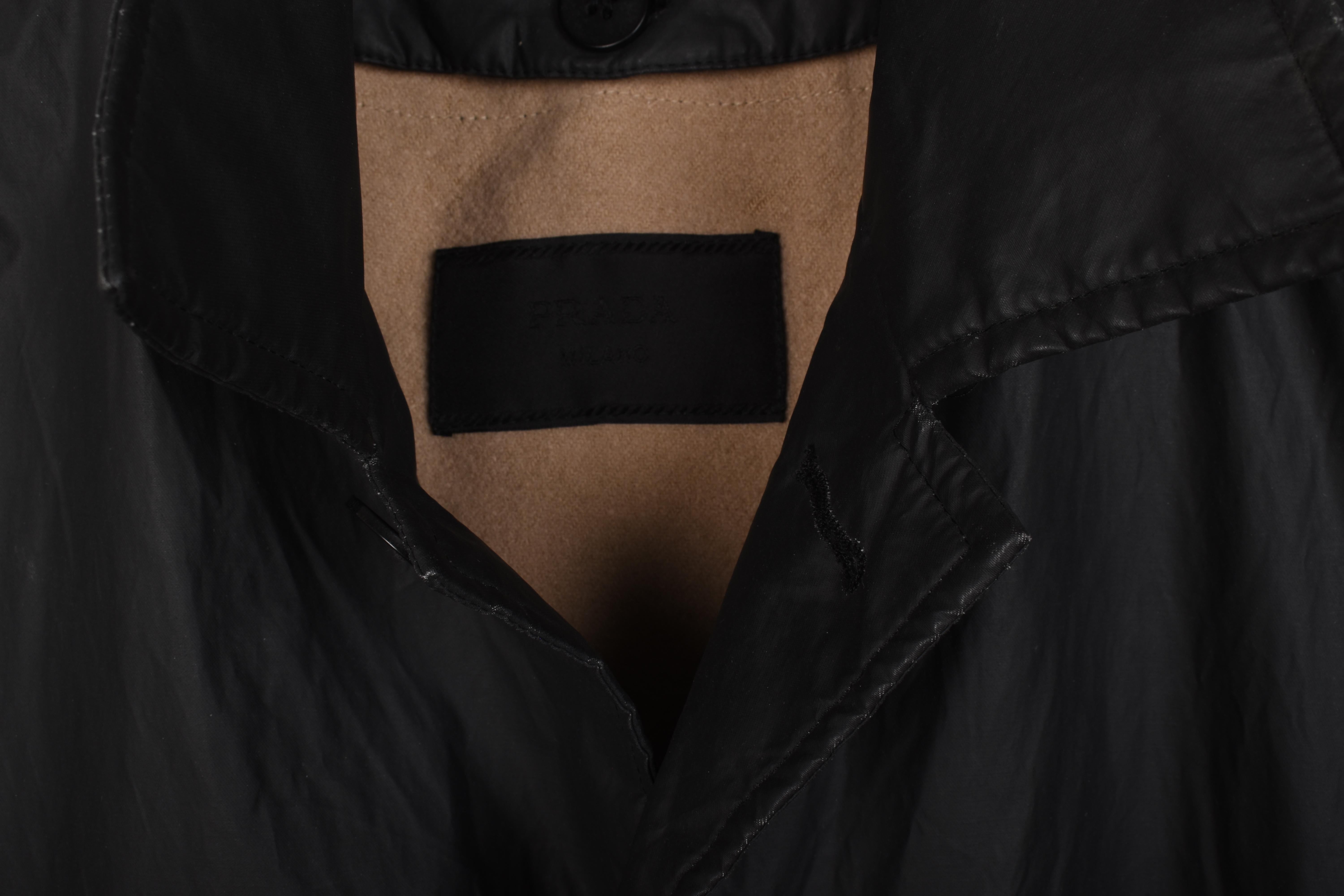 Black Prada Men Coat Long Rain Coat Removable wool lining Size M/L, S1469 For Sale