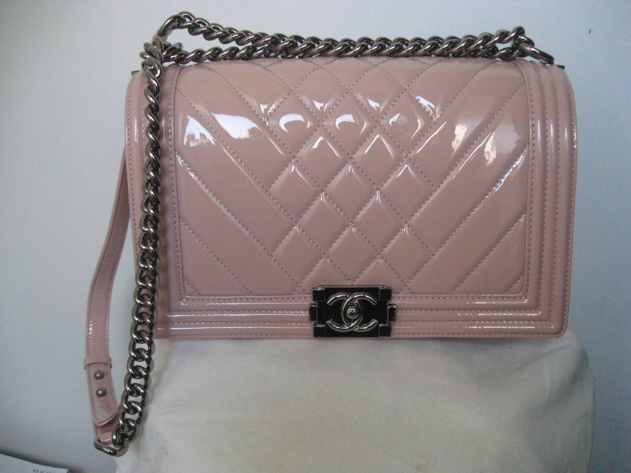 Chanel Pink Patent Leather Medium Chevron Quilted Boy Bag 2