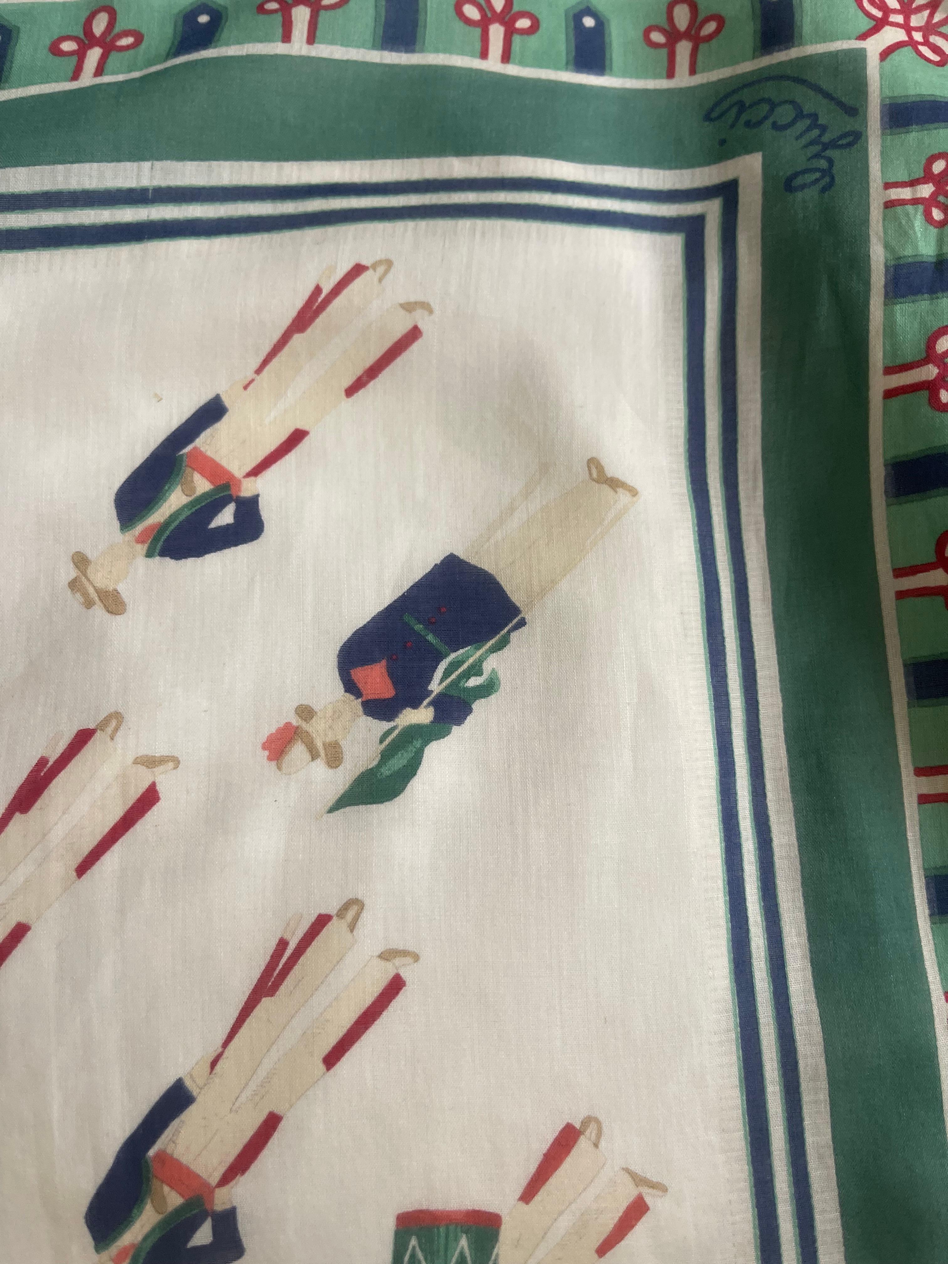 Femenino o masculino Pañuelo de algodón verde y blanco Gucci en venta