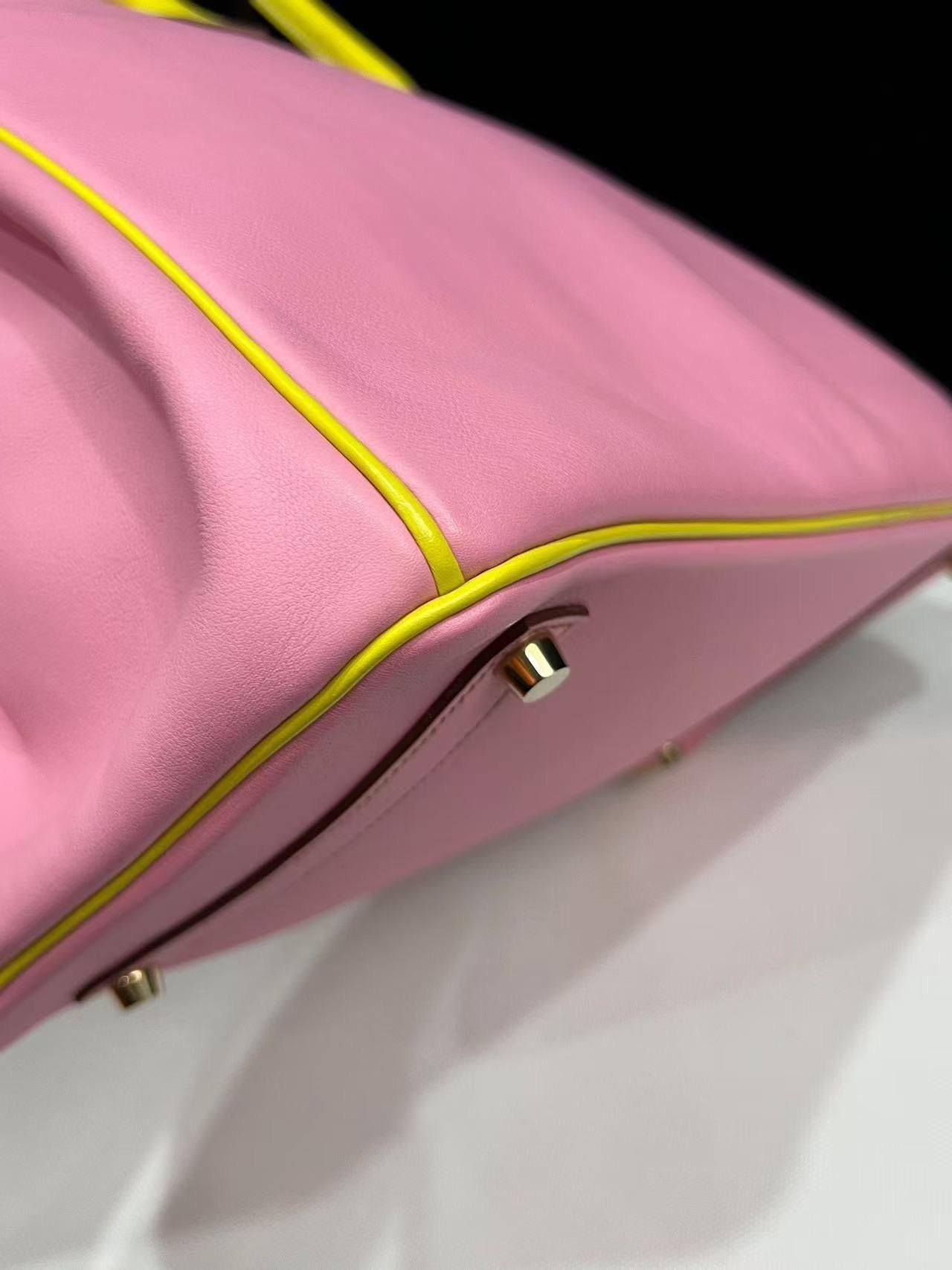 Hermes Birkin 35 Rose Konfetti und Lime Tasche mit GHW im Zustand „Hervorragend“ im Angebot in New York, NY