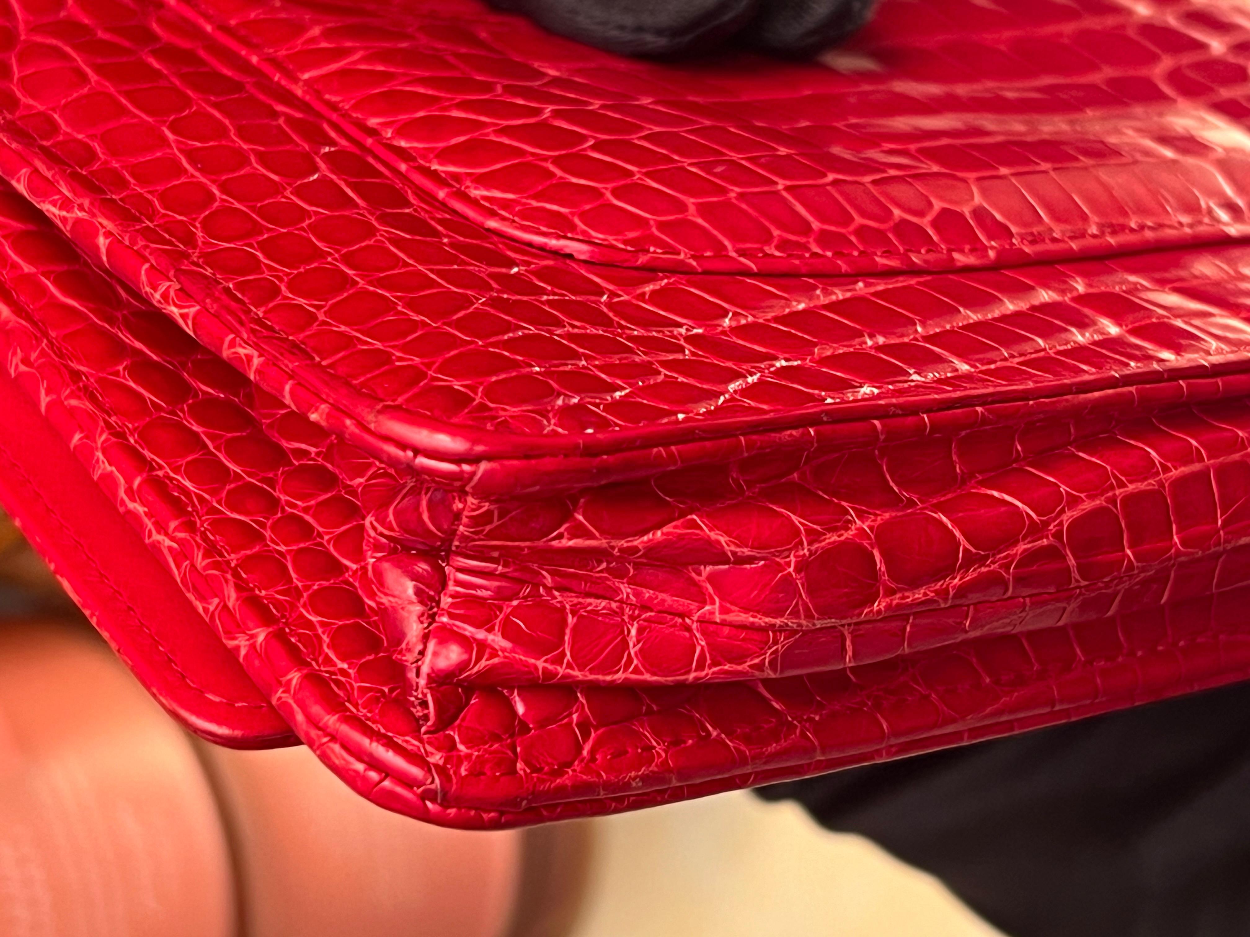 Chanel Glänzende Alligator Geldbörse auf Kette WOC Silber Hardware Tasche im Angebot 10