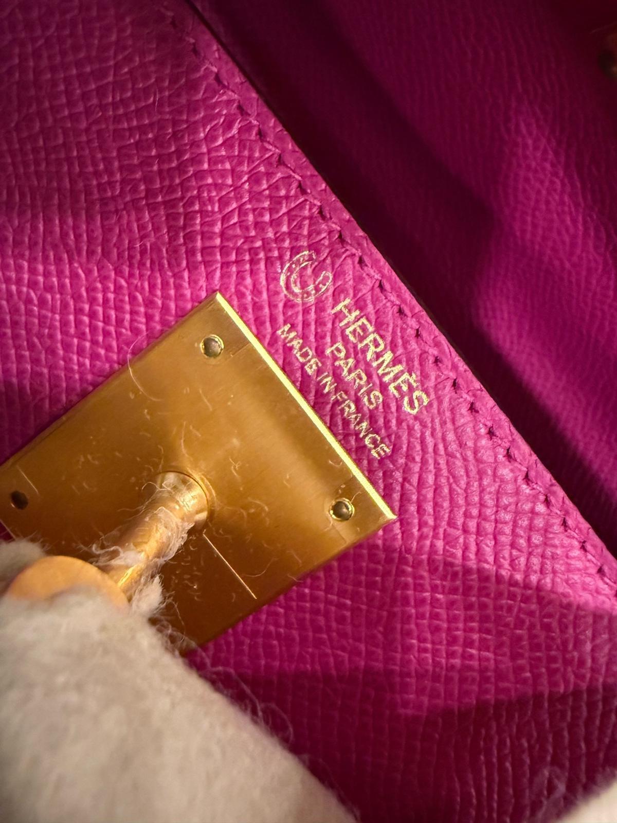 Hermes Kelly 28 Sellier Epsom Anemone und Craie HSS Tasche GHW im Angebot 1