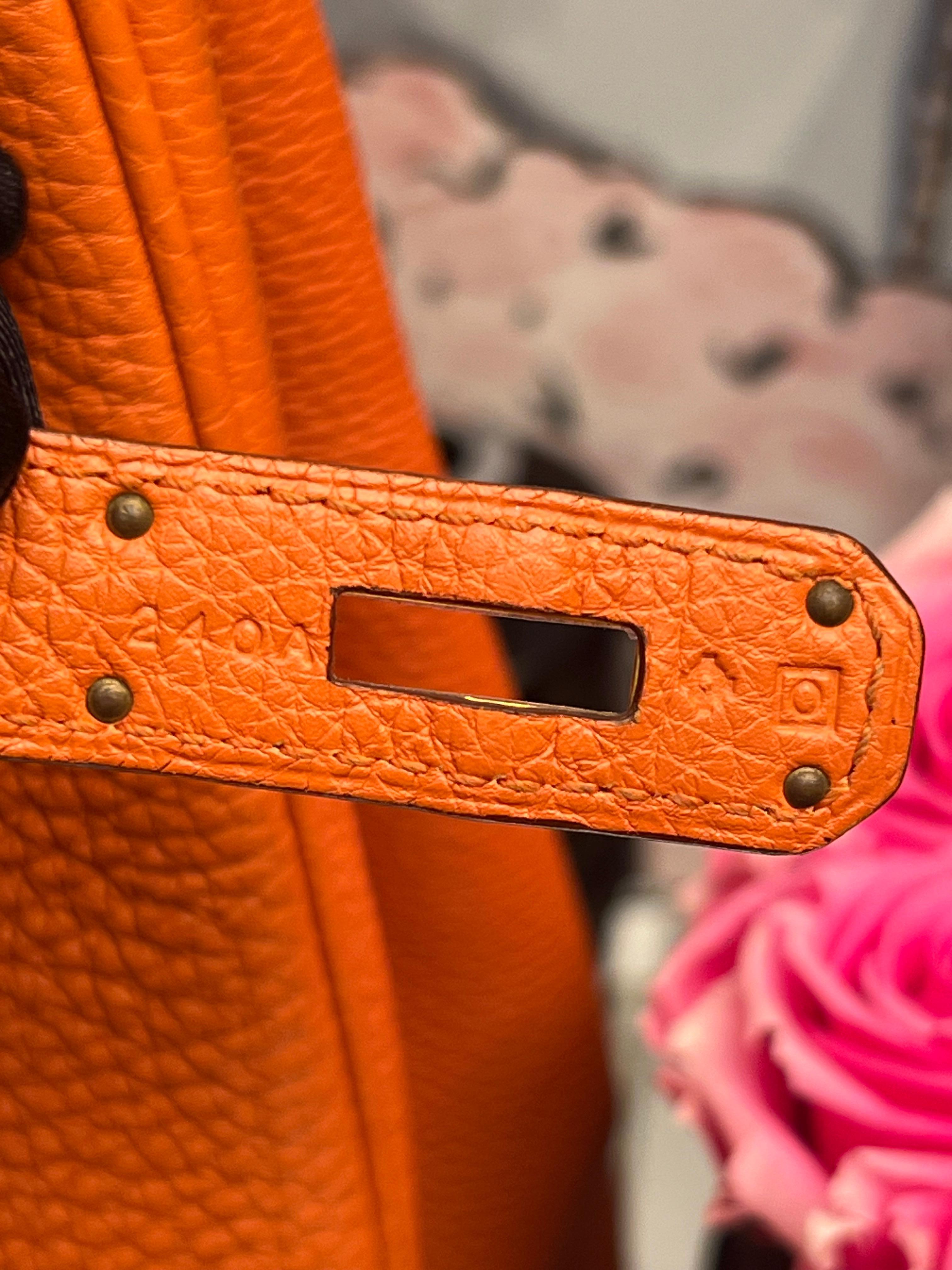 Borsa Hermes Birkin 40 Togo in pelle arancione GHW in vendita 5