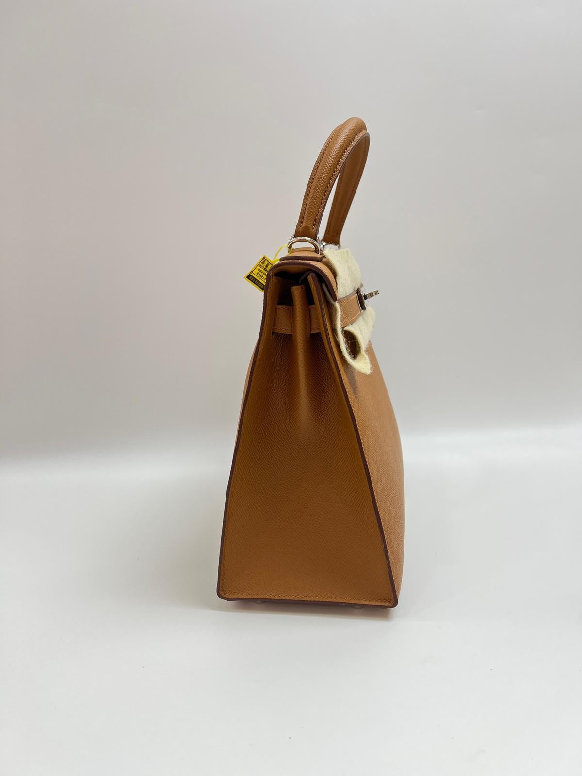 Hermes Kelly 28 HSS Oro Marrone con borsa PHW In condizioni ottime in vendita a New York, NY
