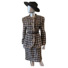 Bergdorf Goodman Mohair Classic 2 Piece Suit, USA Size 10