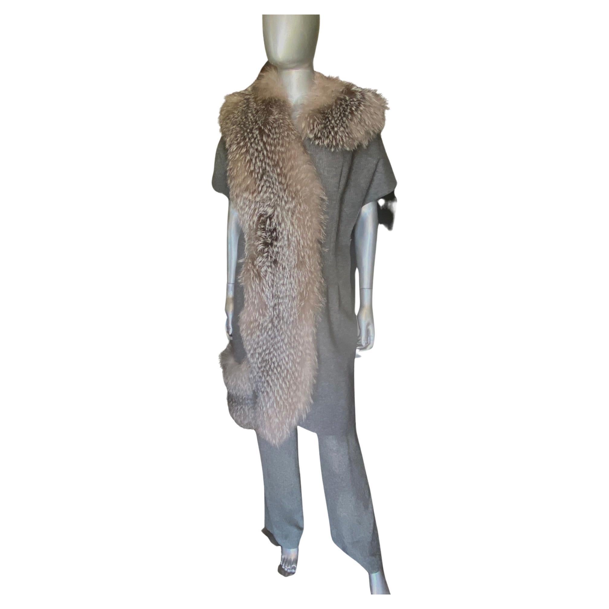 Vionnet Paris Cashmere and Fur Coat (NWT) w/ Addtl Dress & Trouser Set Size 8/10 For Sale