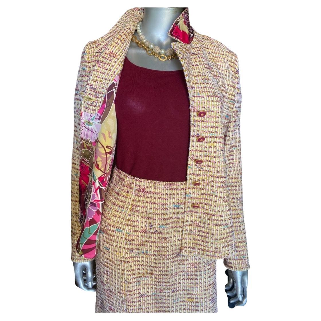 St John Collection 3 Piece Skirt Suit Knit Bouclé with Silk Print Trim Size 2 For Sale