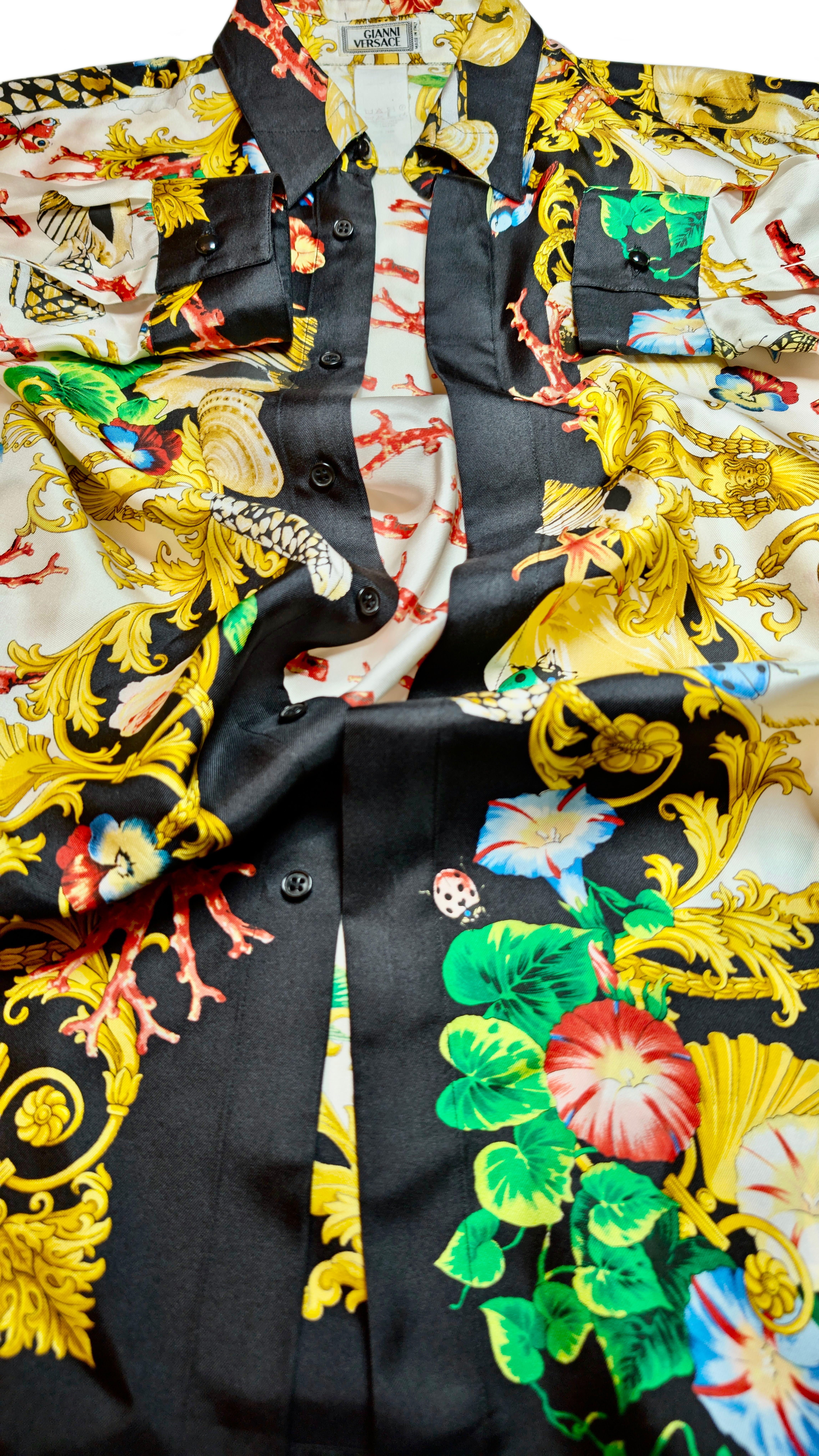 GIANNI VERSACE Camisa de seda coral en venta 2