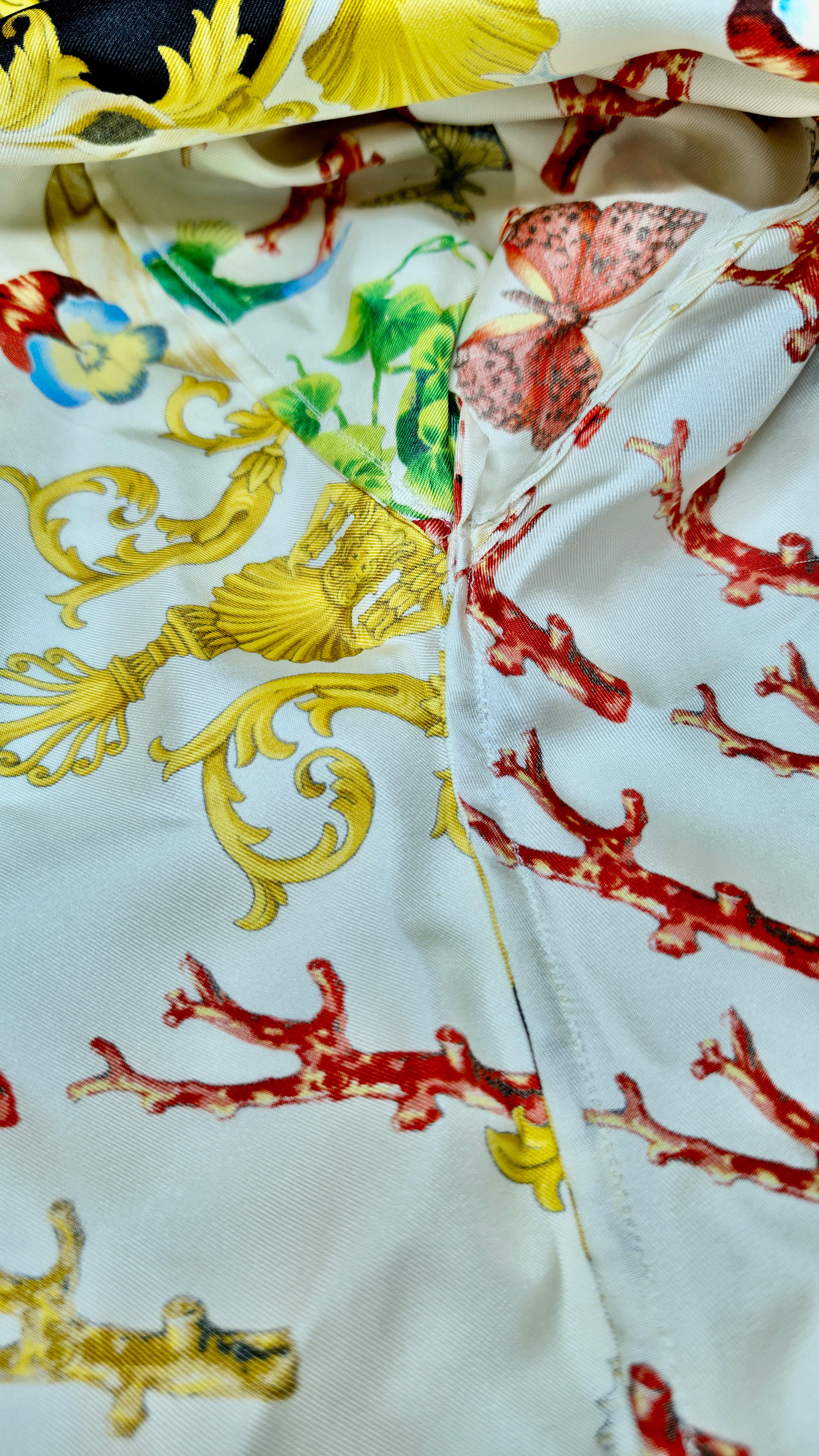 GIANNI VERSACE Camisa de seda coral en venta 5