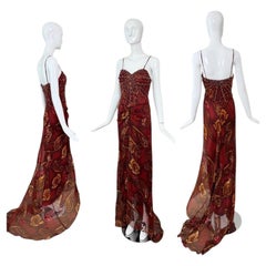 Robe de soirée vintage en soie bordeaux ornée de SUE WONG avec Robe longue « Train »