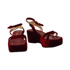 Prada red velvet platfrom sandals 39