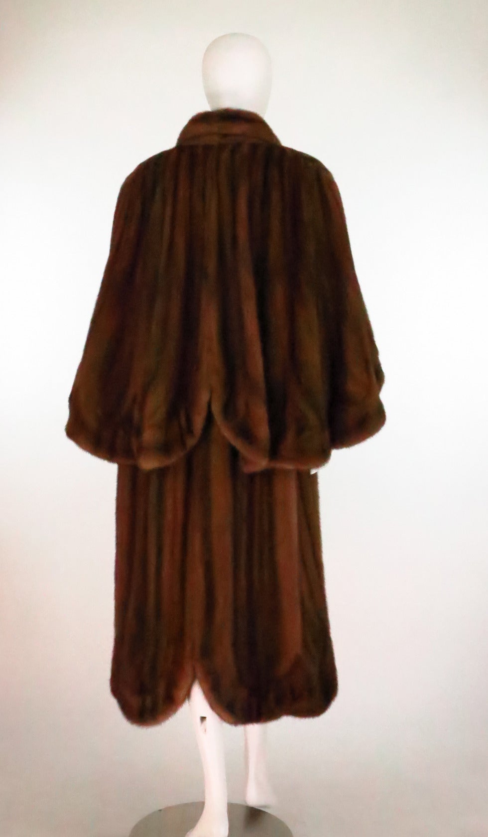 1950s Deep cape back mink coat with scalloped hem at 1stDibs
