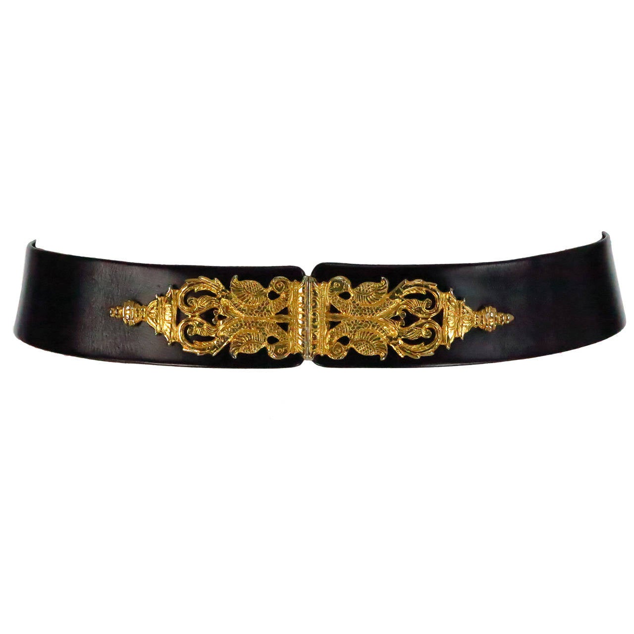 Judith Leiber black leather belt with gold clasp at 1stDibs