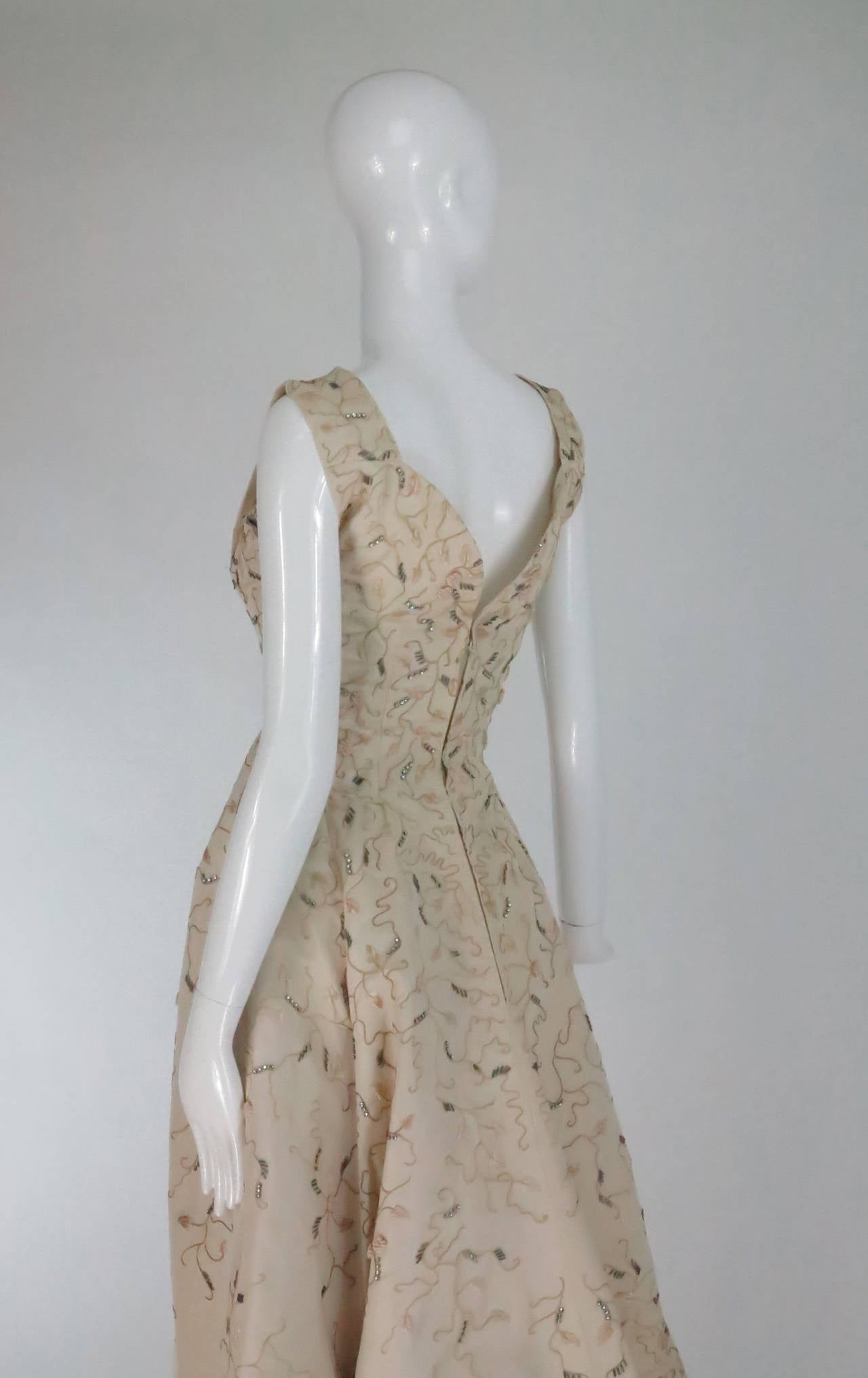 1950s Hattie Carnegie embroidered & beaded ivory silk cocktail dress 2