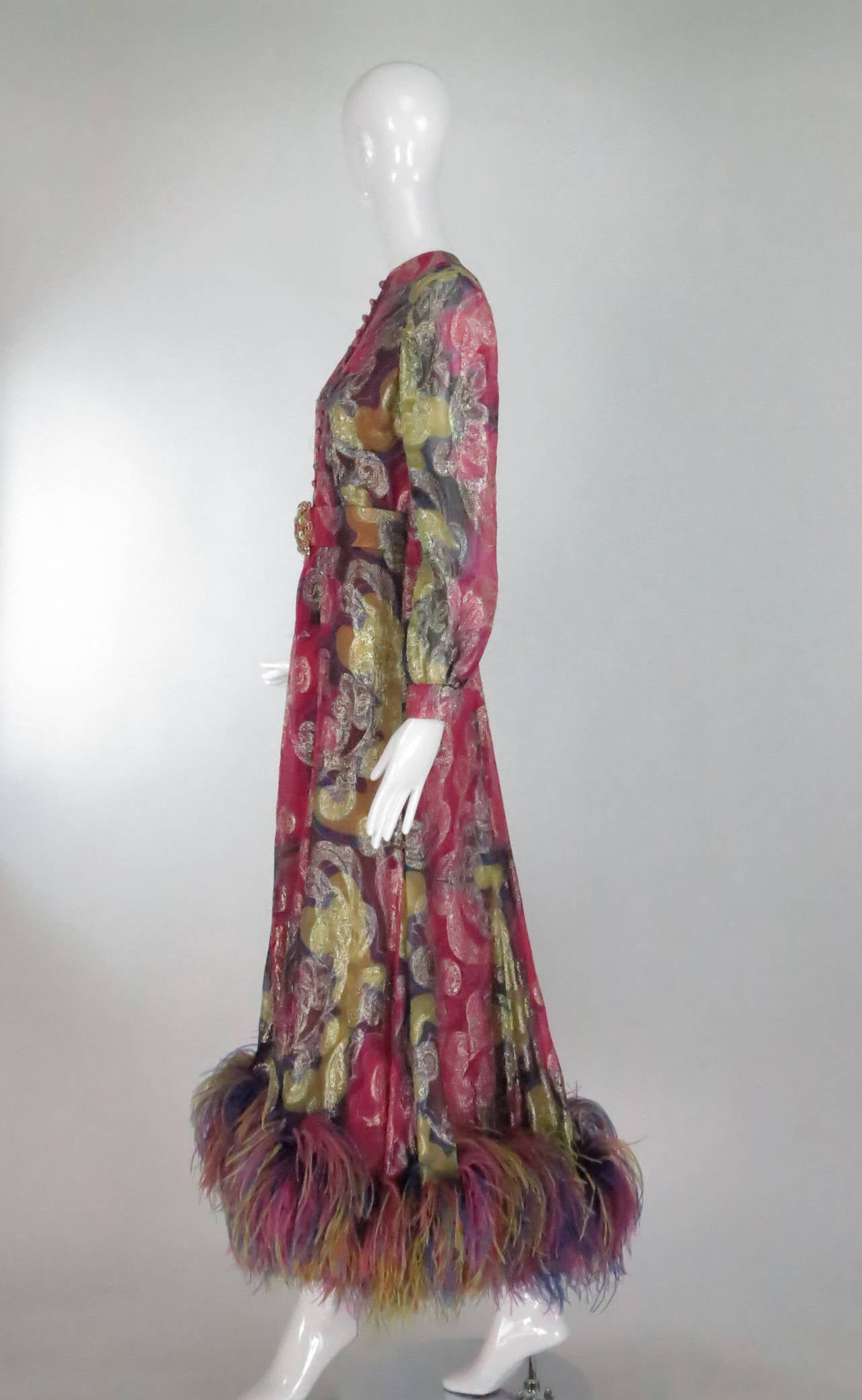 oscar de la renta feather gown