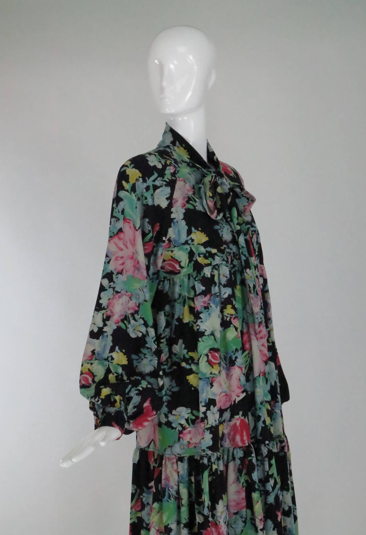 1970s Ungaro floral baby doll style dress unworn 4