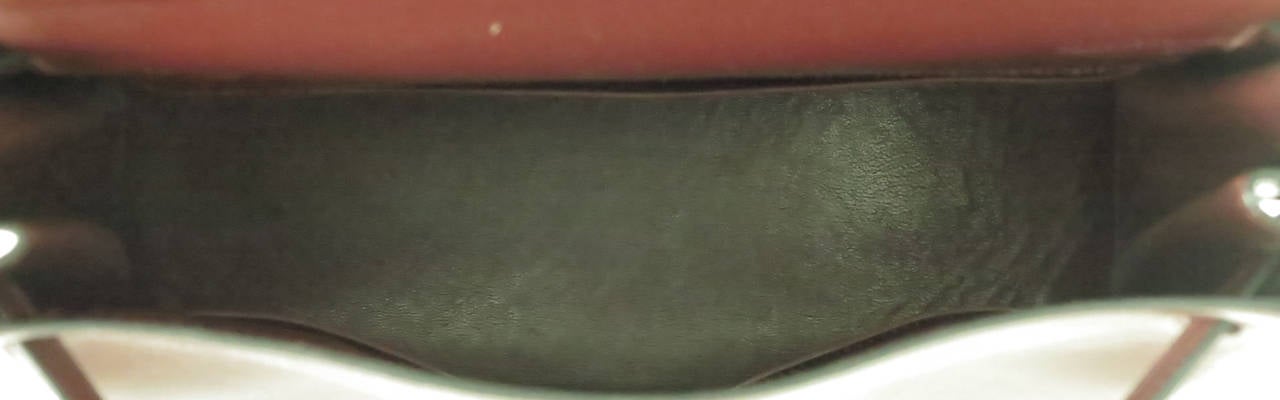1960 P Hermes 28cm Kelly bag in burgundy box calf 1
