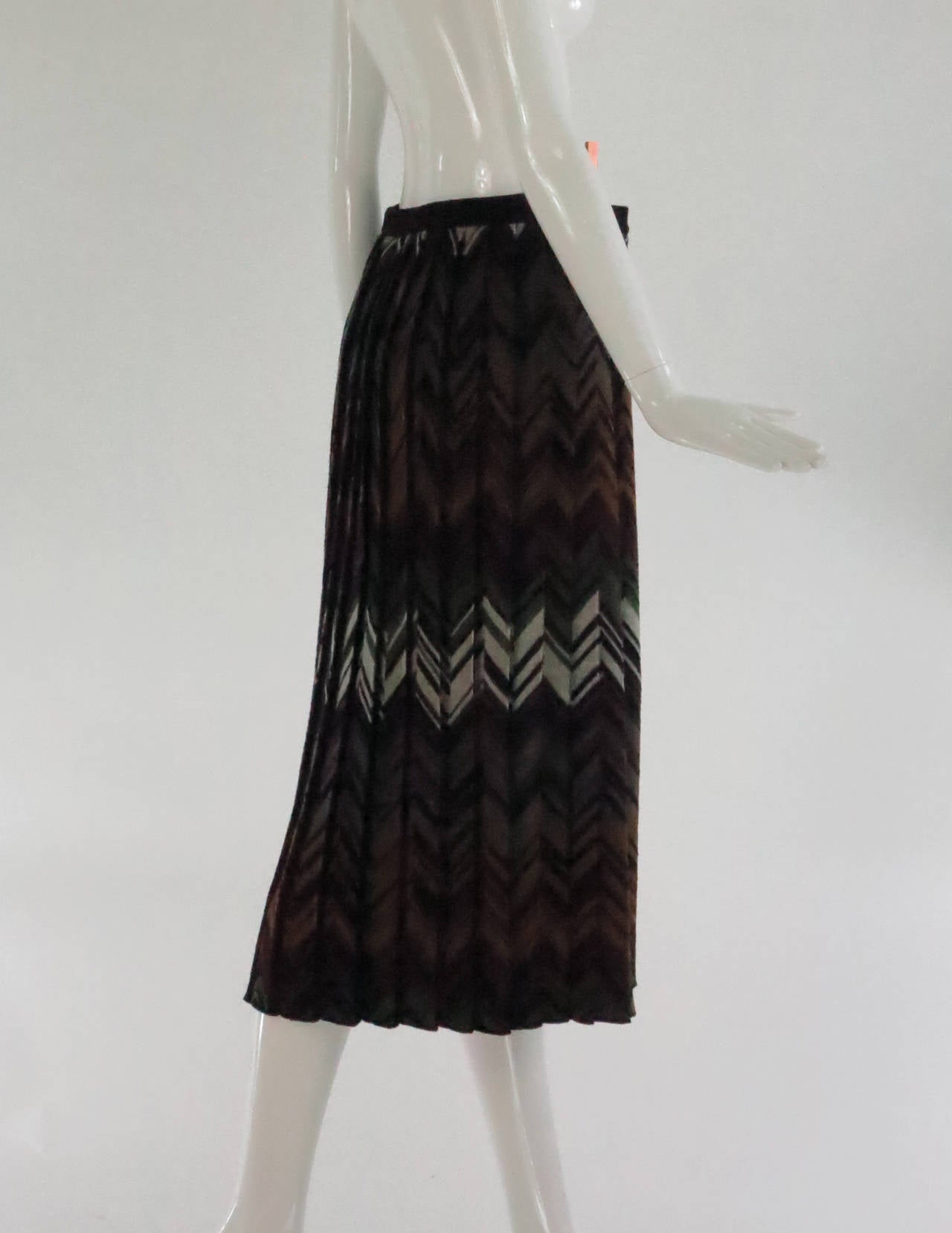 Women's Missoni wool knit knife pleated skirt