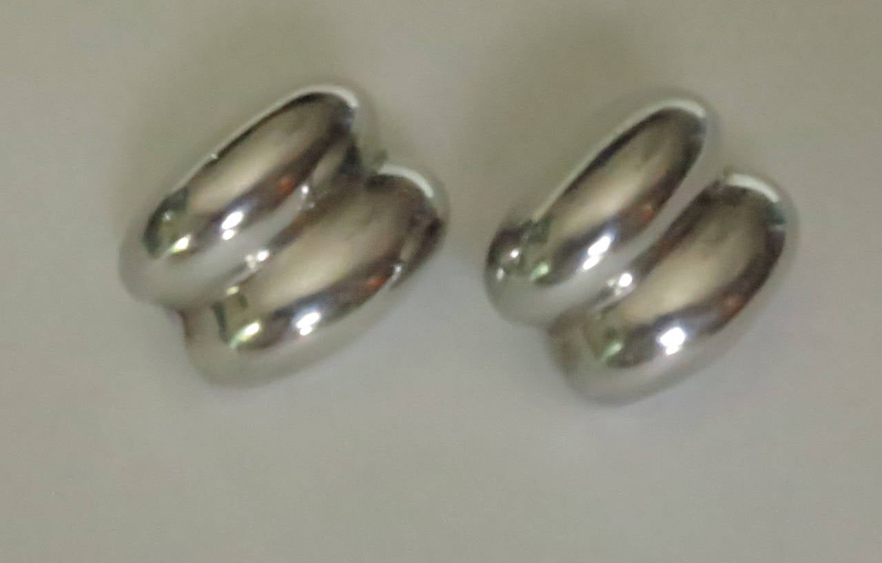 Patricia Von Musulin sterling silver clip on earrings In Excellent Condition In West Palm Beach, FL