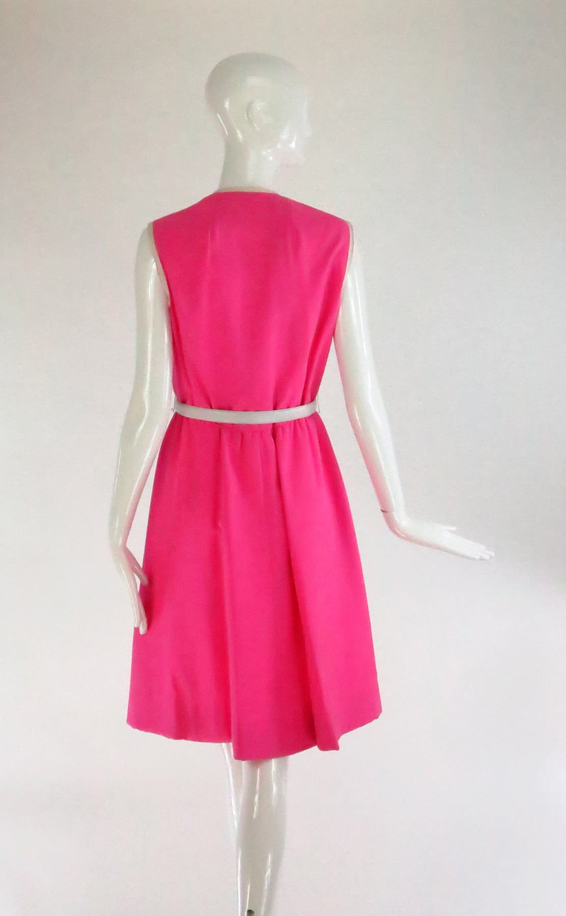 1960s Geoffrey Beene pink & white linen dress 1
