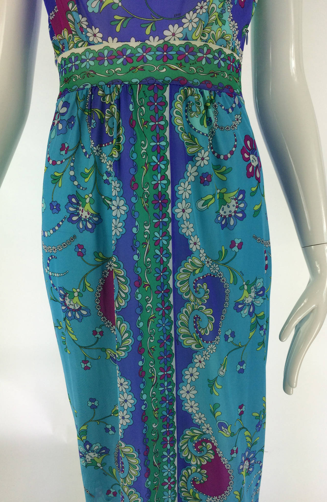 1960s Emilio Pucci for Formfit Rogers at home gown In Excellent Condition In West Palm Beach, FL