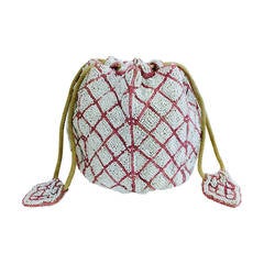 Antique 1920s beaded drawstring handbag in white & pink glass beads
