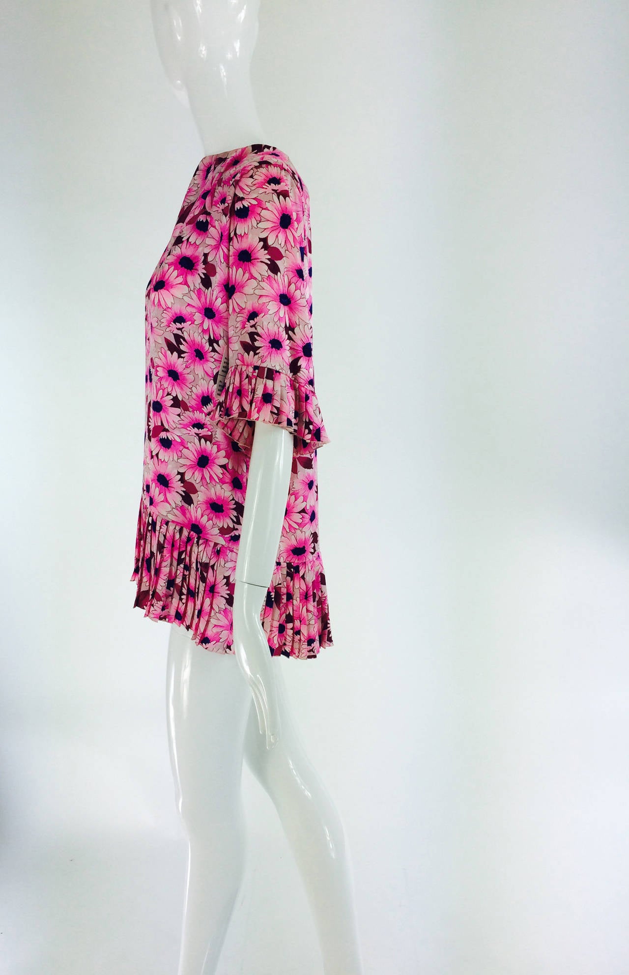 Women's Vintage Pierre Cardin silk daisy print mini tunic