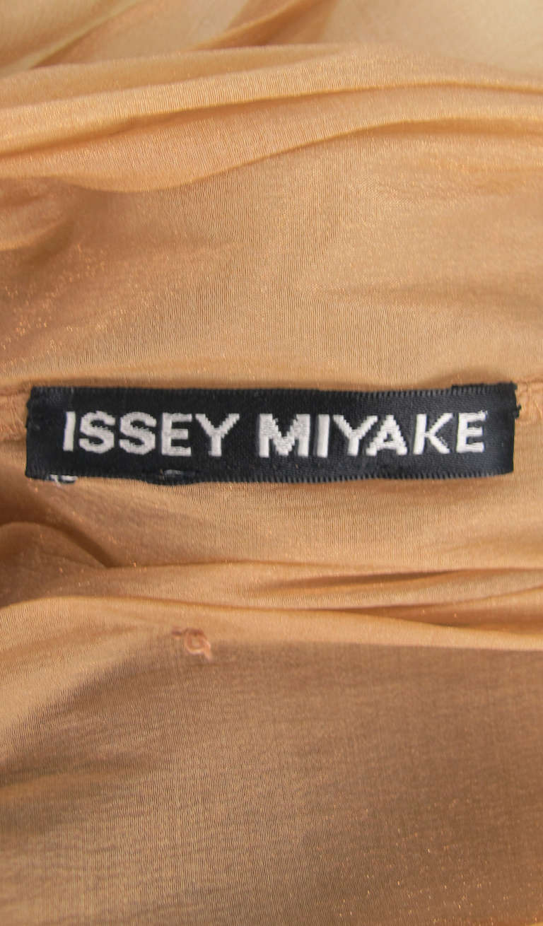 Issey Miyake gold silk cropped pucker top 6