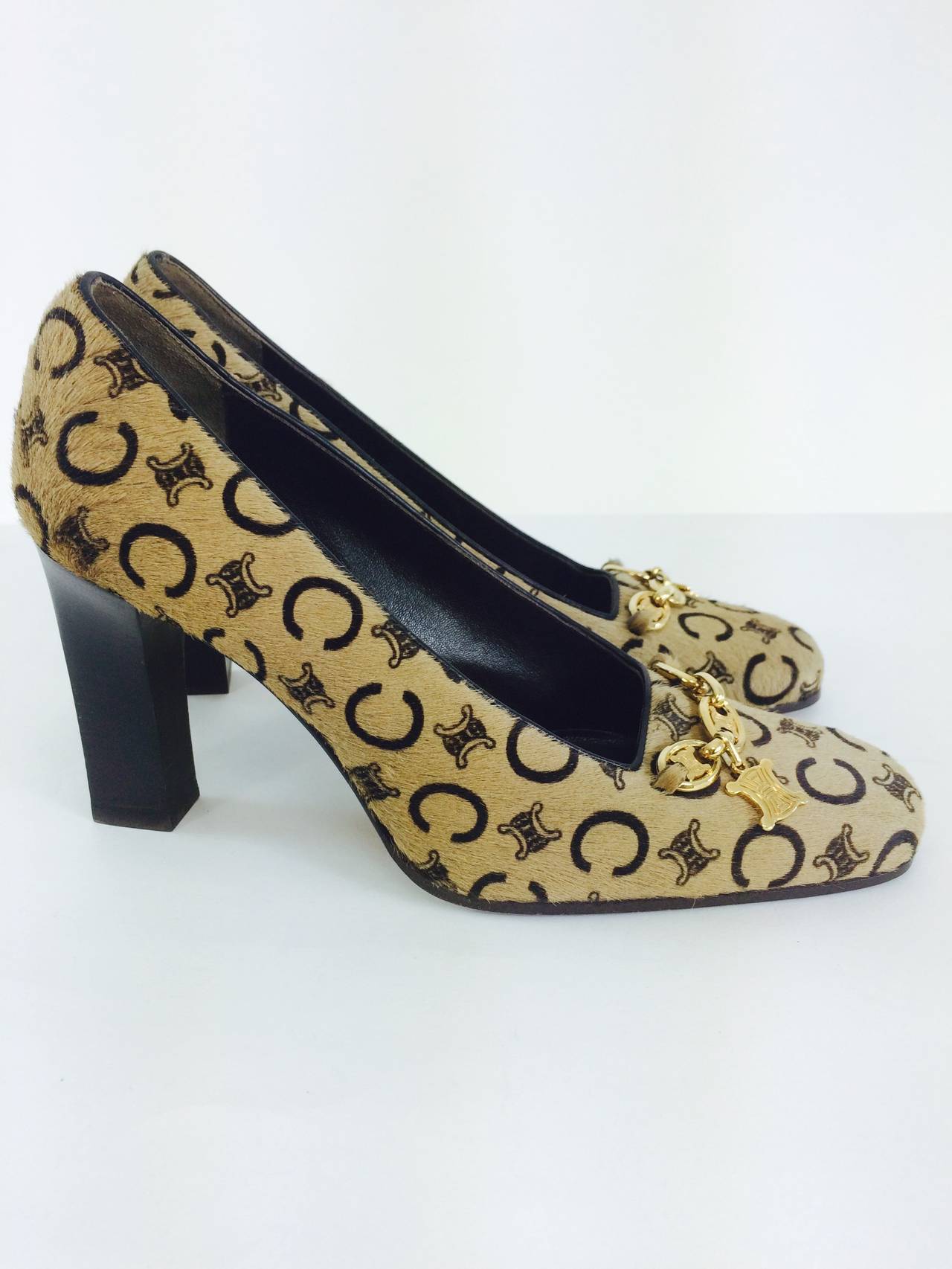 Celine stenciled pony hair logo pumps with gold hardware 37 unworn In New Condition In West Palm Beach, FL