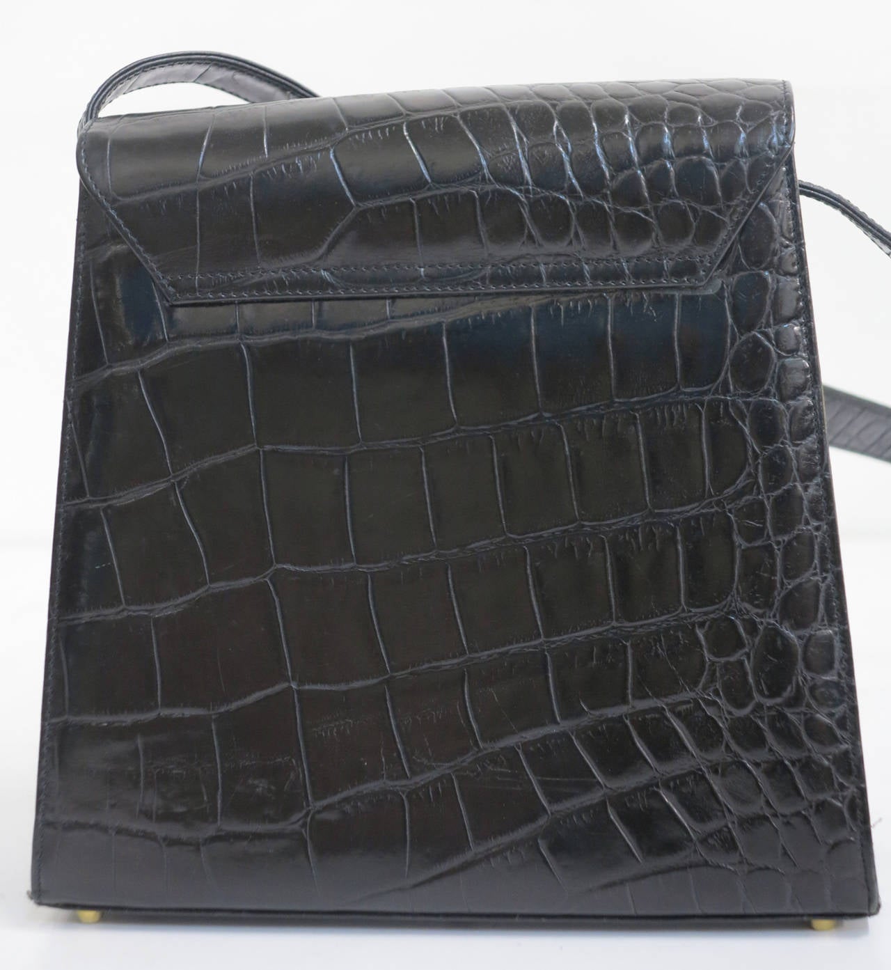 Versace Medusa black alligator embossed leather hand bag In Excellent Condition In West Palm Beach, FL