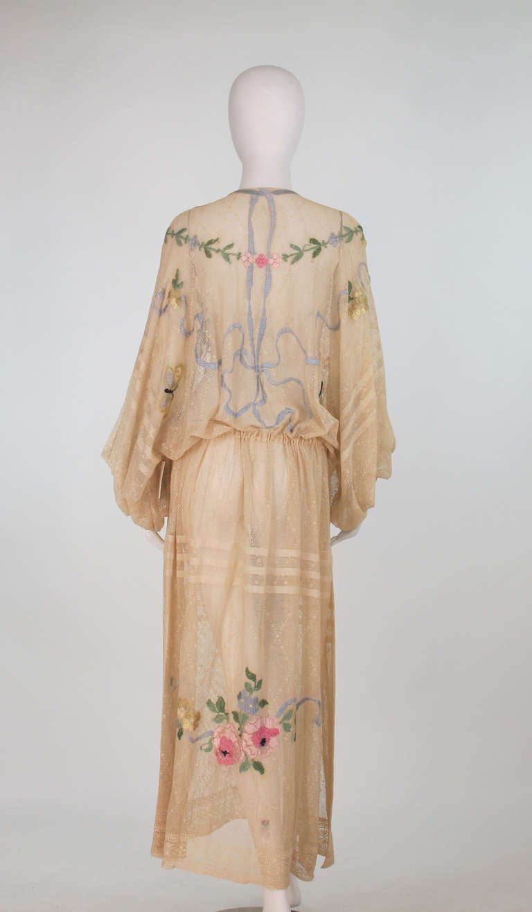 1920s Aesthetic movement embroidered net dress In Excellent Condition In West Palm Beach, FL