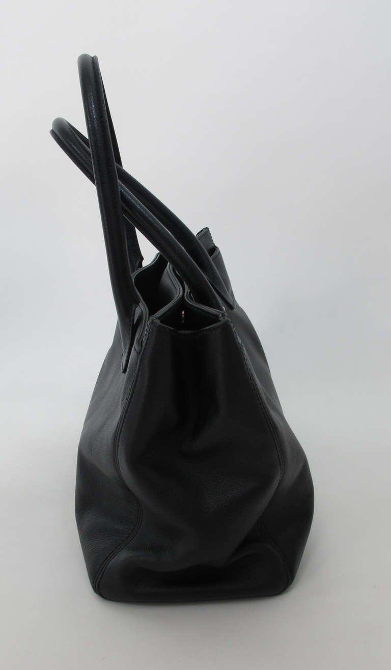 Chanel original style Cerf black caviar leather tote bag In Excellent Condition In West Palm Beach, FL