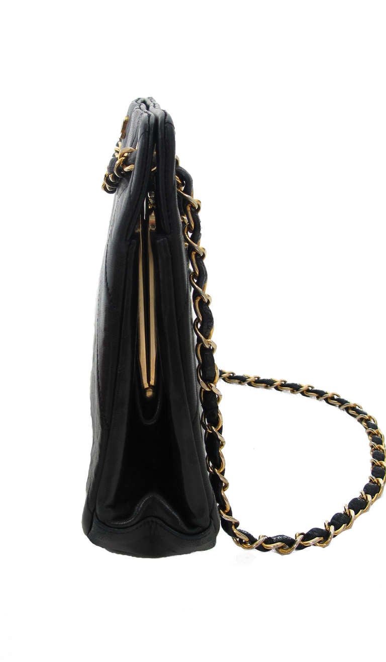Vintage Chanel black chevron quilted chain handbag 1