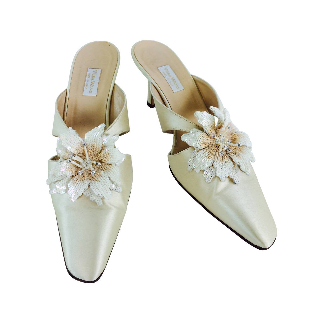Vera Wang champagne silk sequin flower wedding shoes