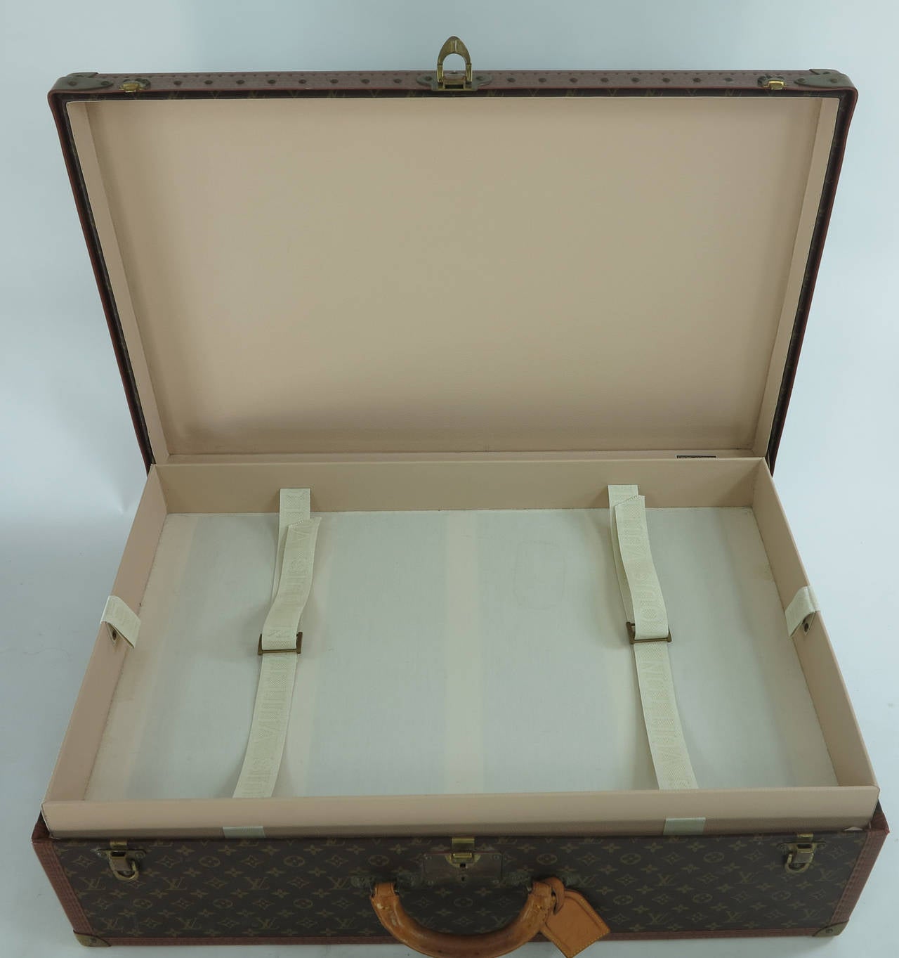 Louis Vuitton Alzar 80 monogram hardside suitcase/trunk at 1stDibs