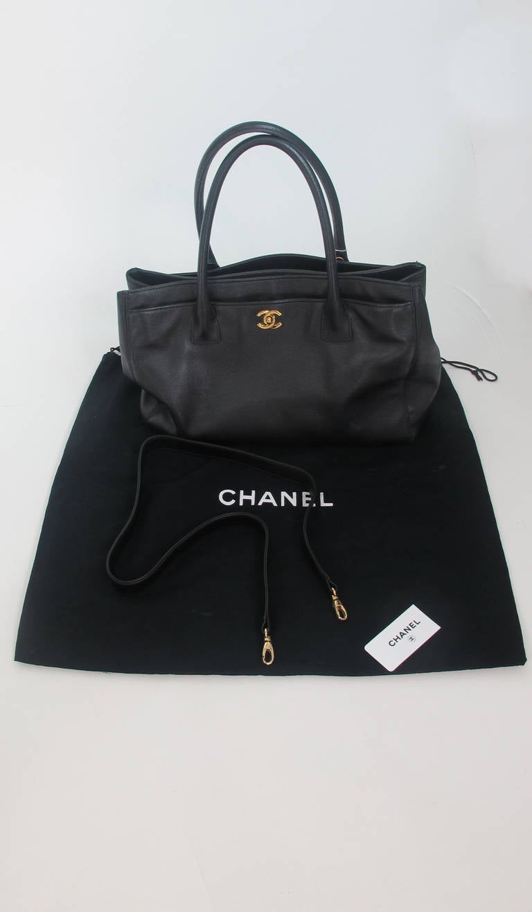 Chanel original style Cerf black caviar leather tote bag 6