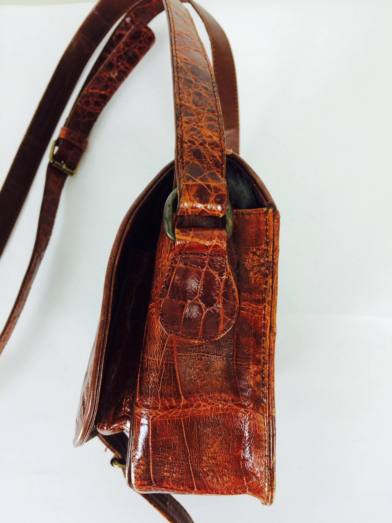 Saddle bag handbag cognac leather faux alligator Neiman Marcus 1980s For Sale at 1stdibs