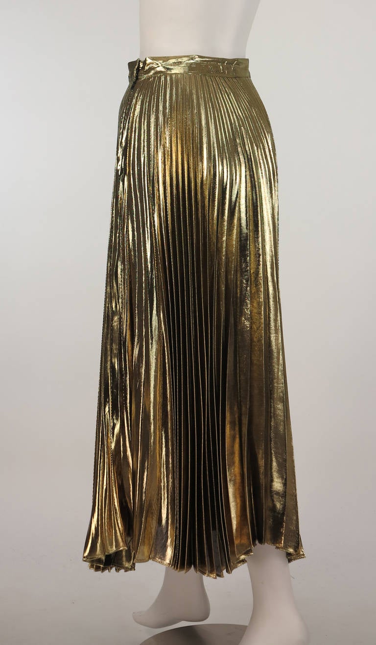 1980s Halston liquid gold knife pleated skirt NWT In New Condition In West Palm Beach, FL