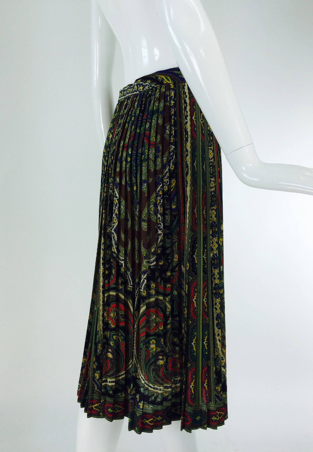 Kenzo paisley pleated side button skirt 1970s 1