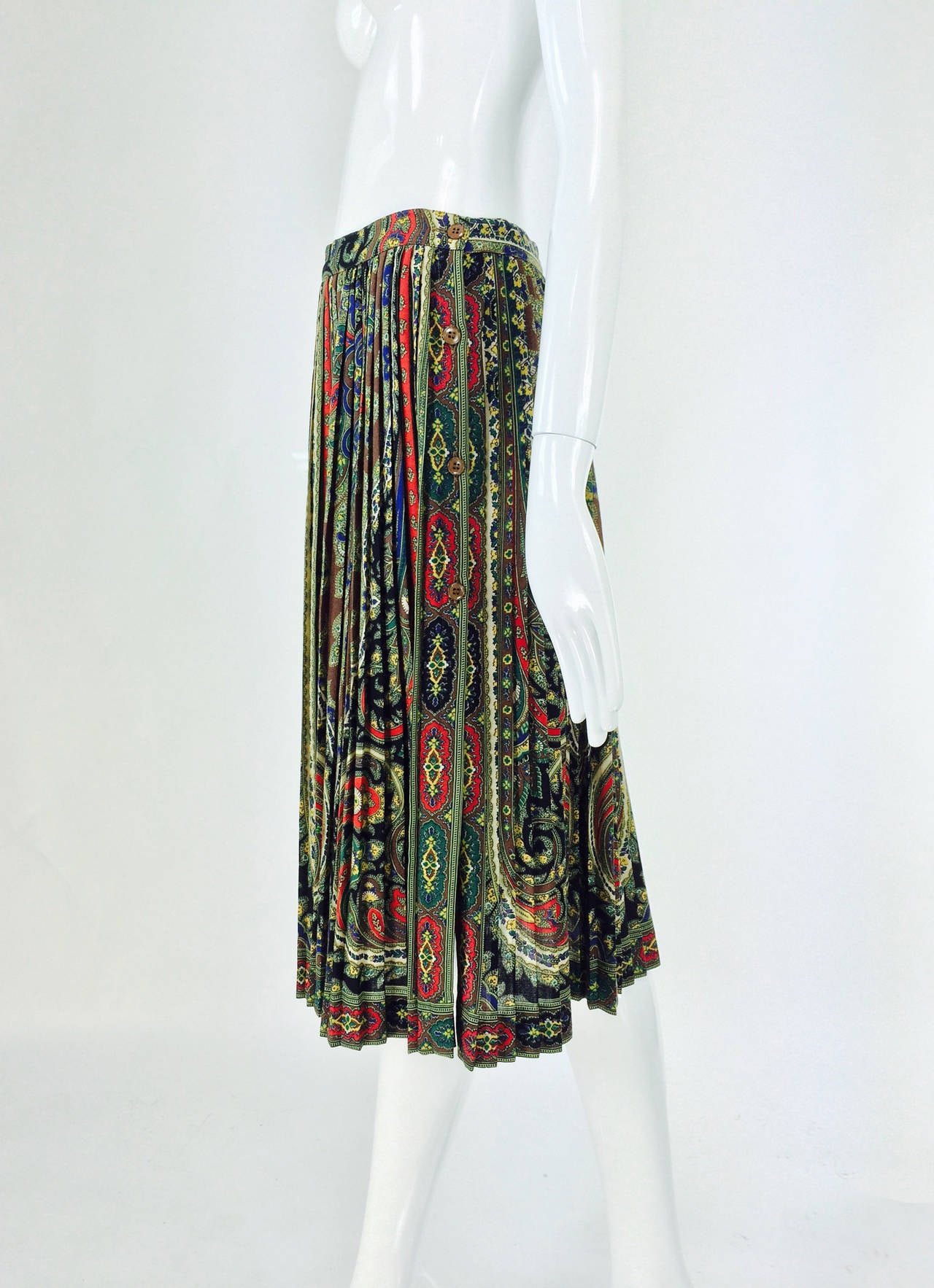 Black Kenzo paisley pleated side button skirt 1970s