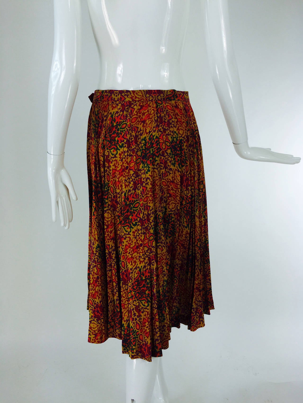 Yves St Laurent YSL Rive Gauche golden silk print knife pleated skirt 1970s 1