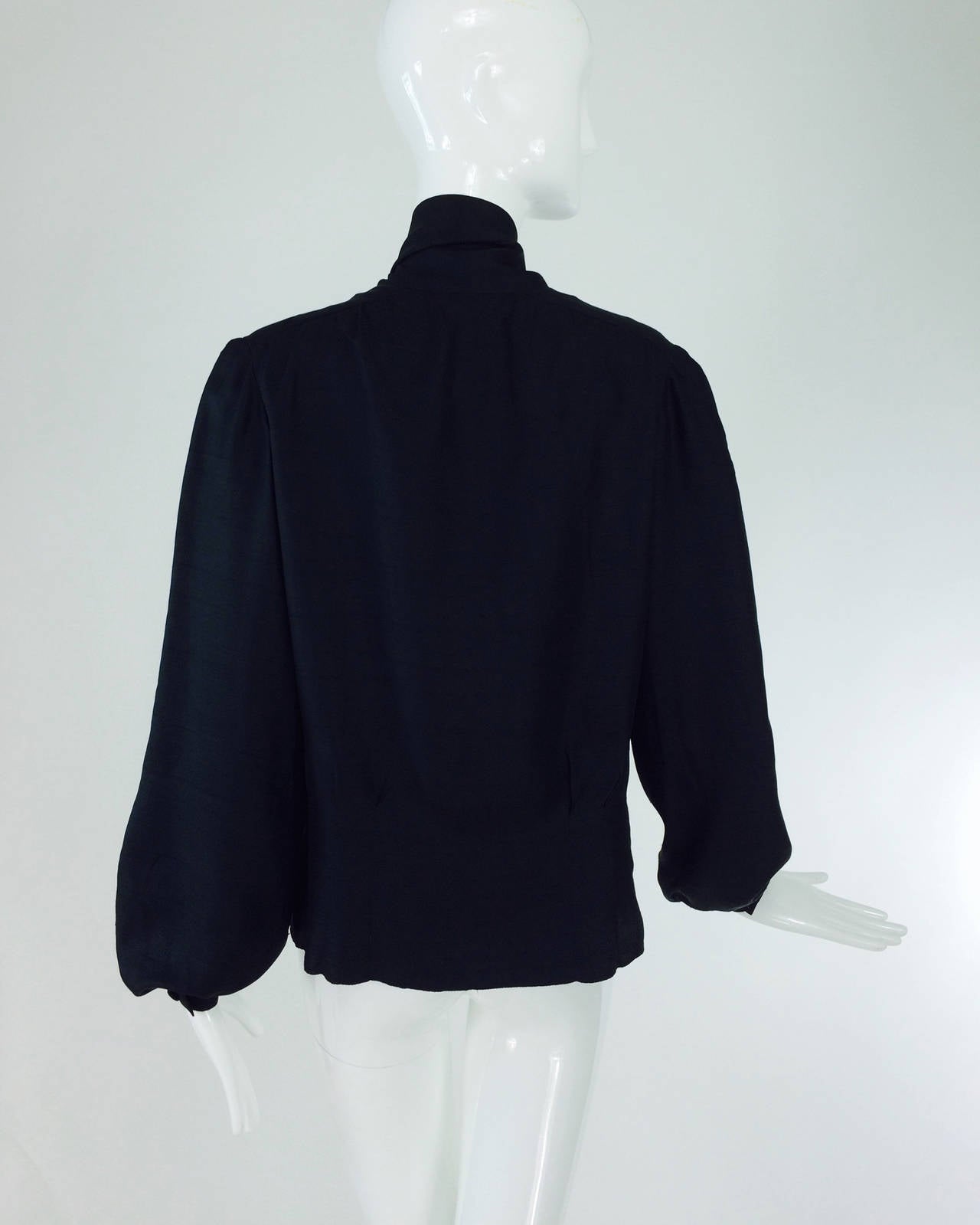 Pierre Balmain Haute Couture black Pongee silk bow tie blouse 1950s In Excellent Condition In West Palm Beach, FL