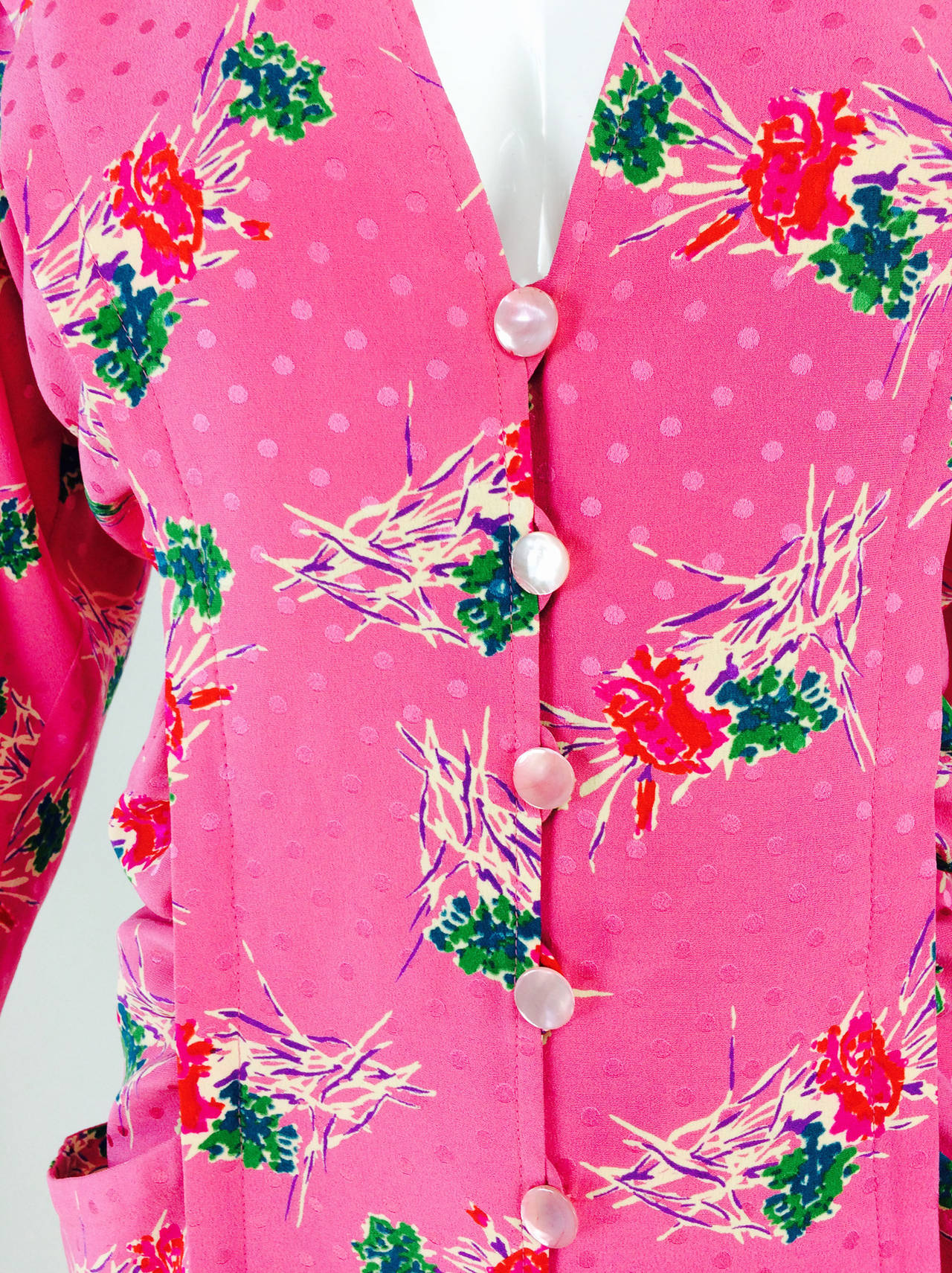 Ungaro hot pink print plunge pleat hem dress 1990s In Excellent Condition In West Palm Beach, FL