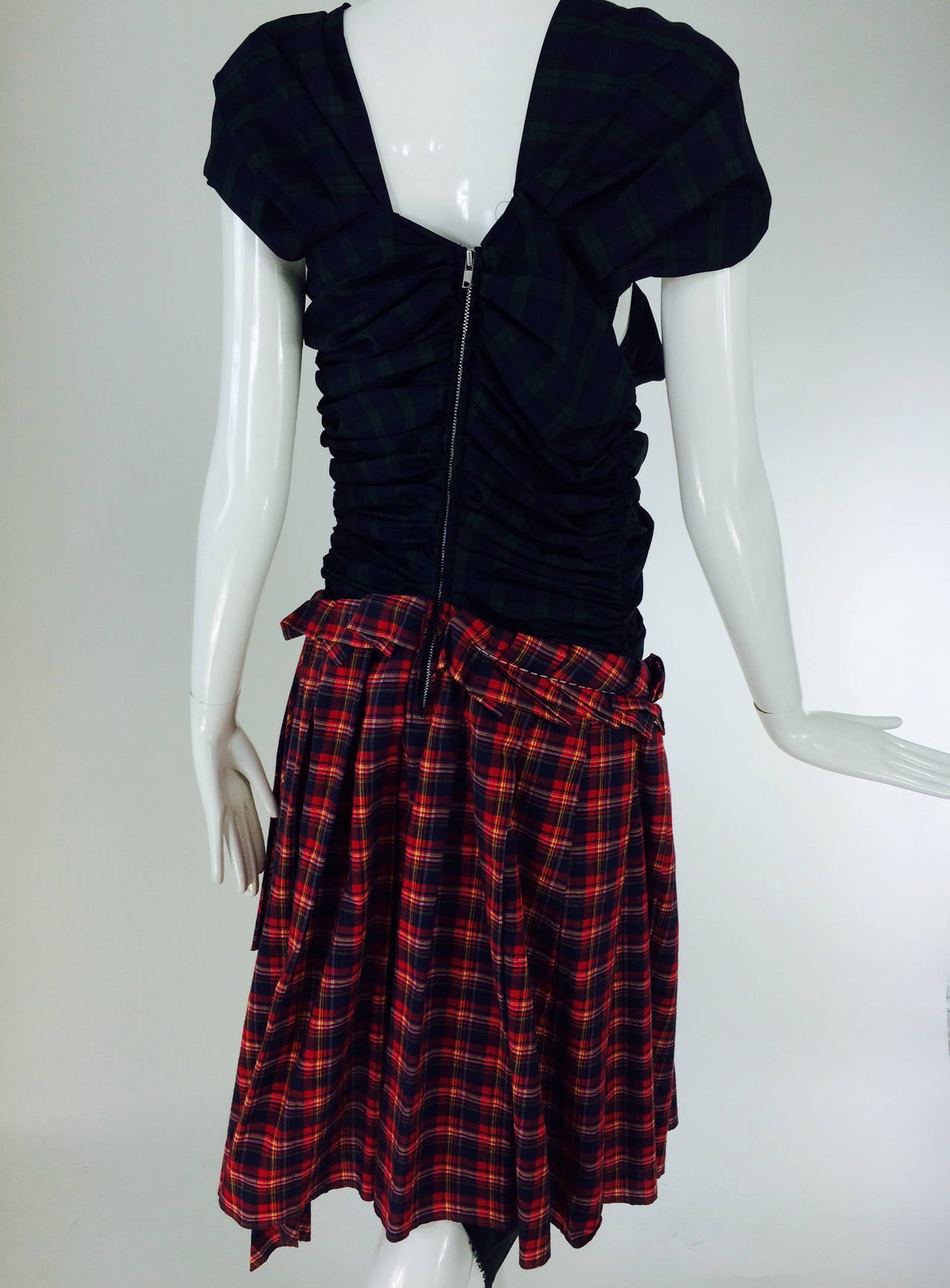 Comme des Garcons tartan/plaid dress in green & red 2005 In Excellent Condition In West Palm Beach, FL