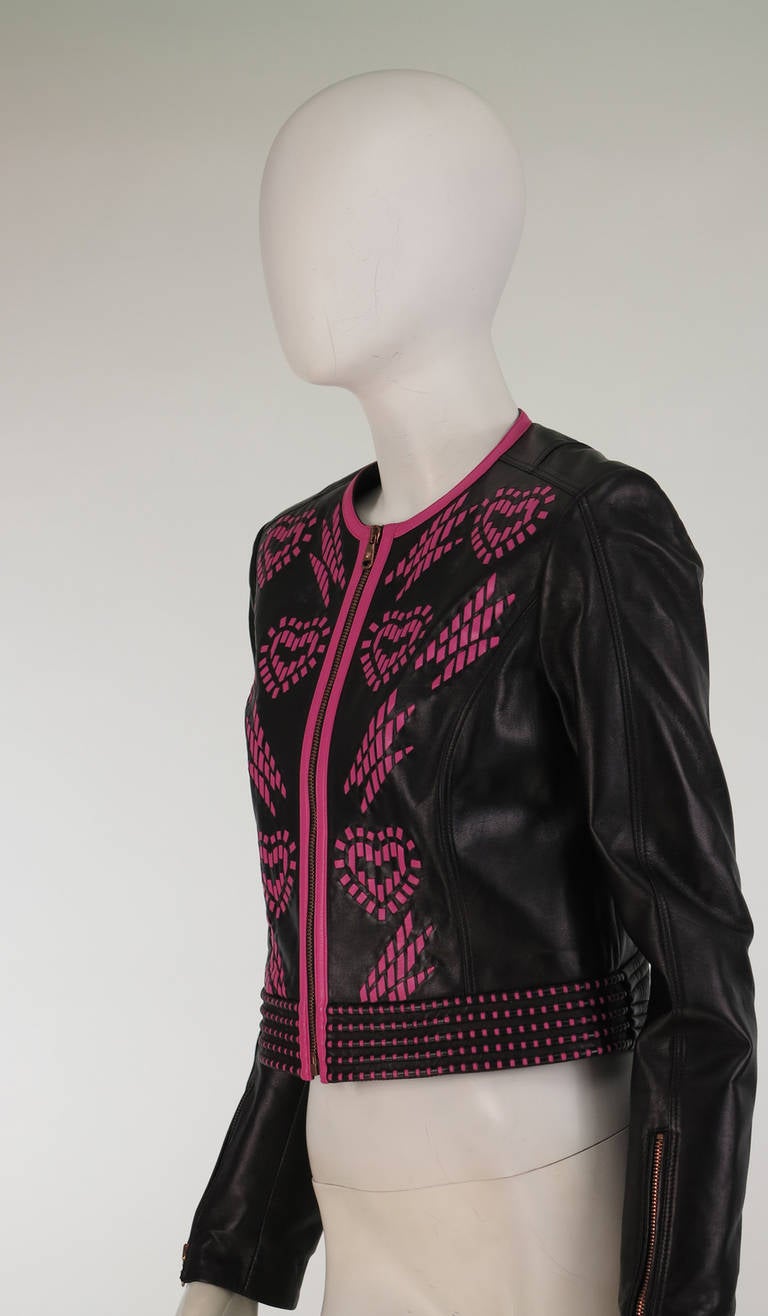 Versace black leather pink laced hearts cropped jacket In New Condition In West Palm Beach, FL