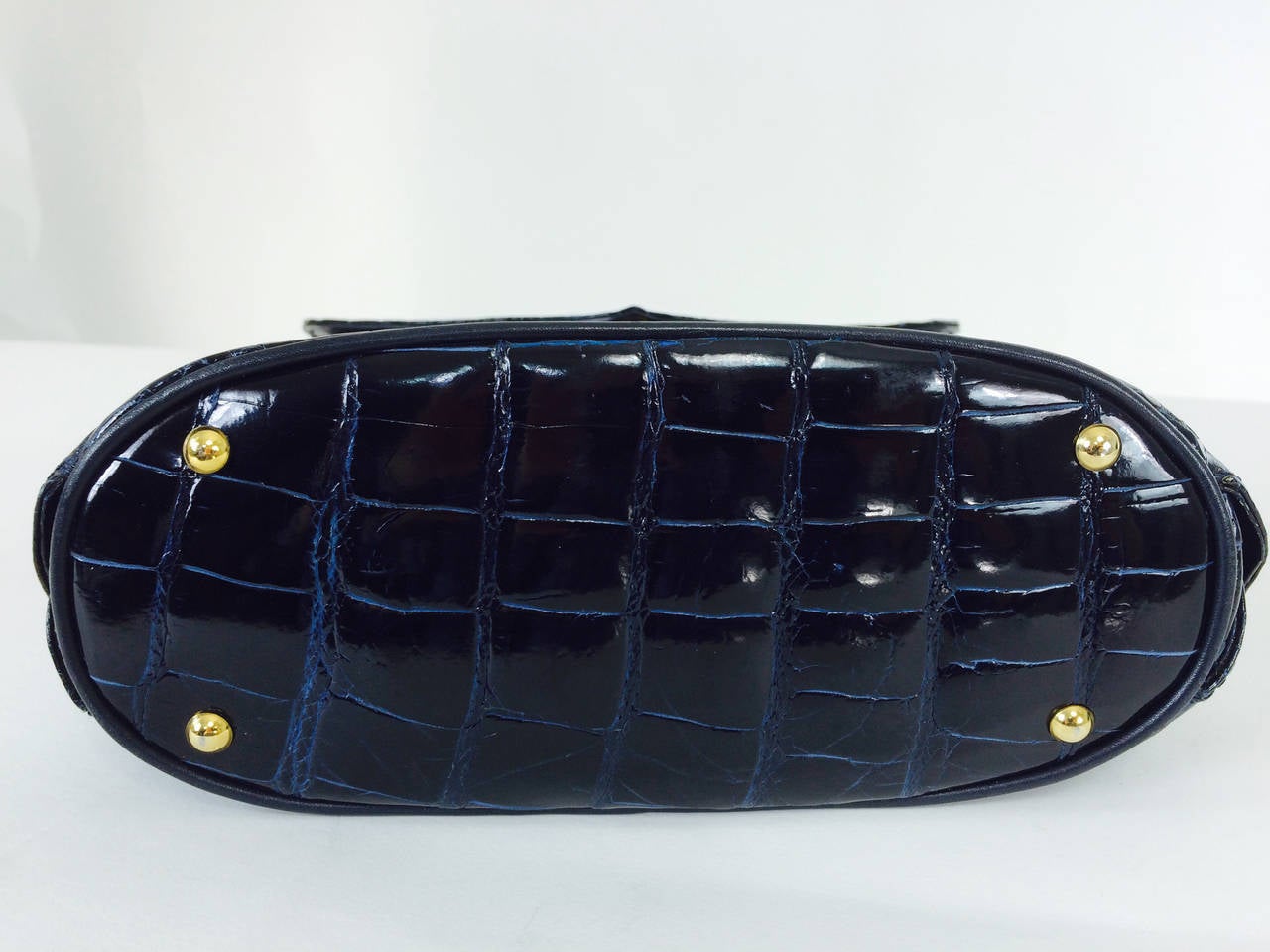 Women's Lana Marks Lana of London navy blue glazed alligator handbag 1980s