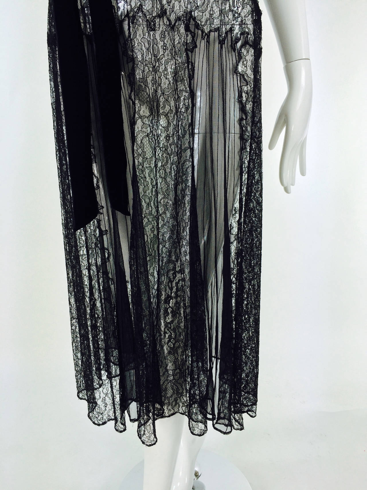 Black lace & chiffon dress from the 1940s 5