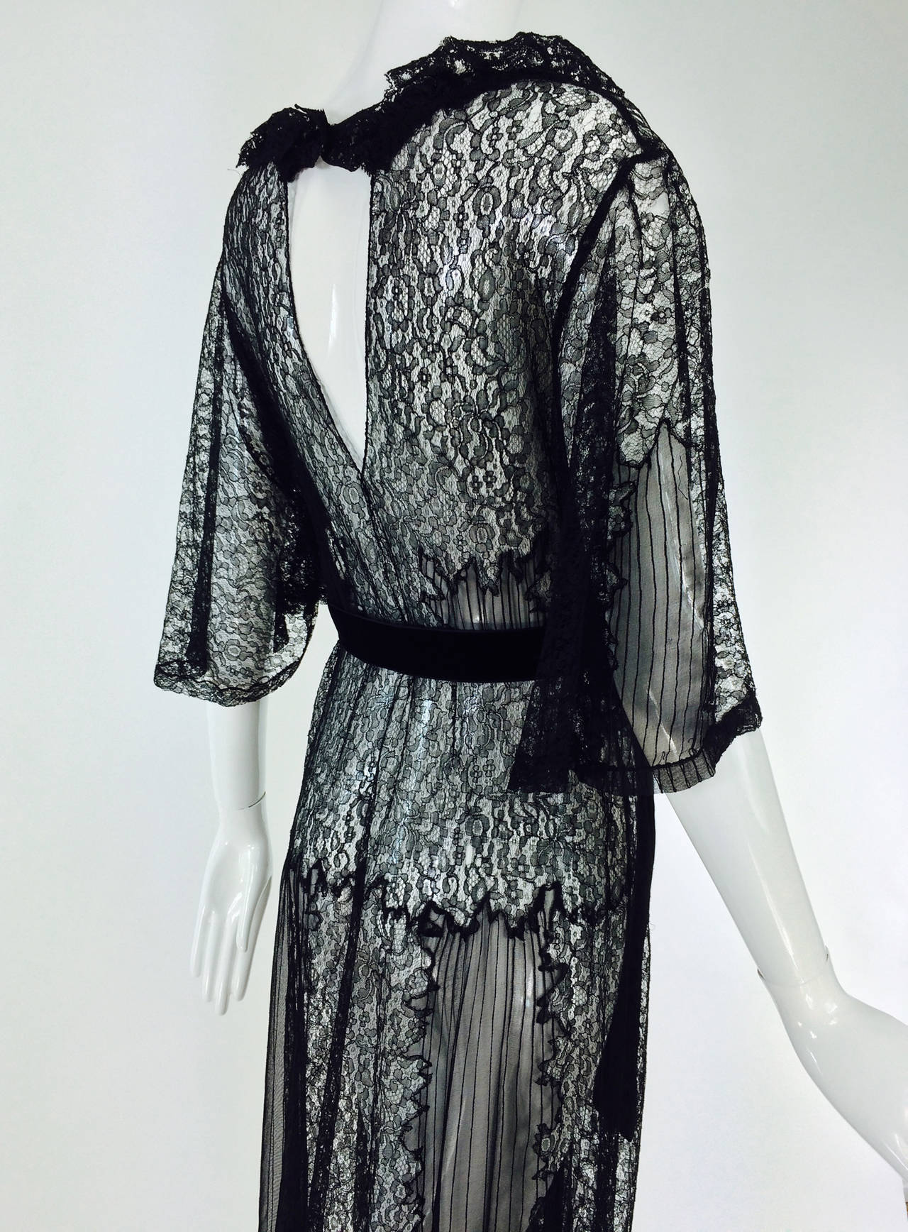 Black lace & chiffon dress from the 1940s 1